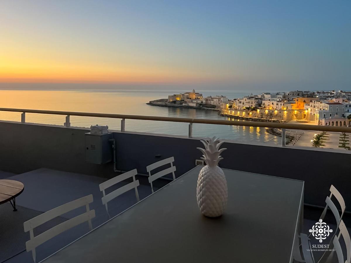 Infinito - Attico Sul Mare Apartment Vieste Luaran gambar