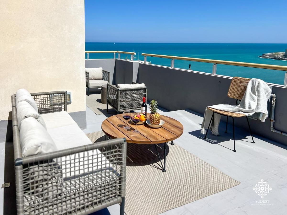 Infinito - Attico Sul Mare Apartment Vieste Luaran gambar