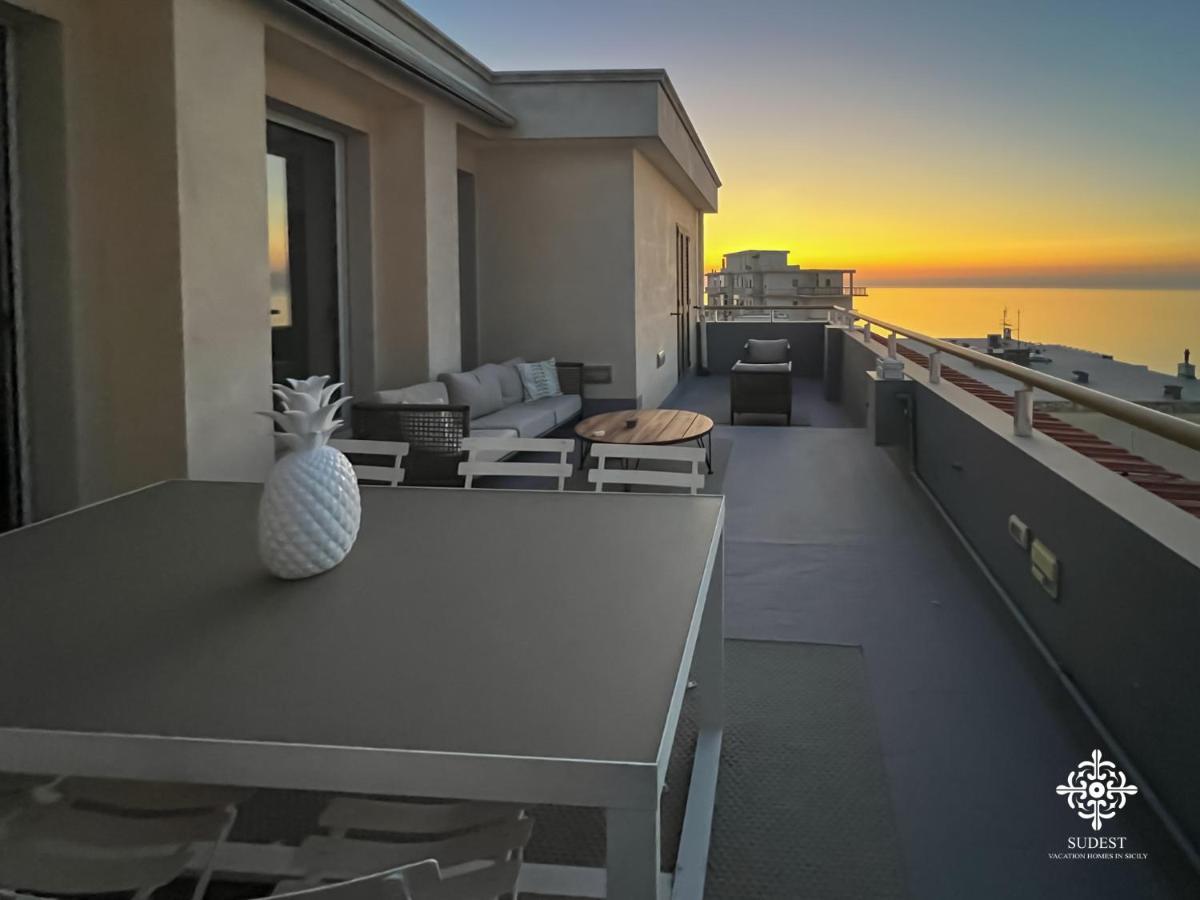 Infinito - Attico Sul Mare Apartment Vieste Luaran gambar